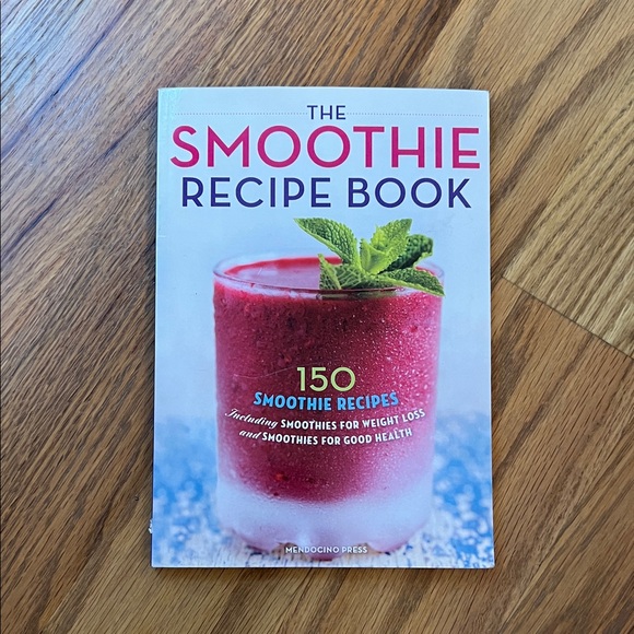 The Smoothie Recipe Book 150 Smoothie Recipes 2013 Trade Paper Good Health - Picture 1 of 5
